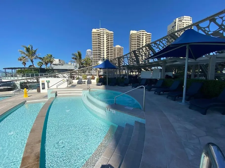 Beachfront Luxury In Soul Surfers Paradise 9Th غولد كوست